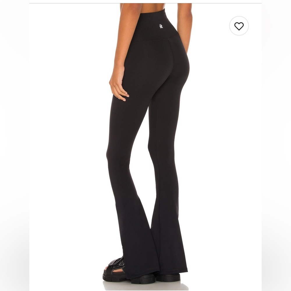 STRUT-THIS Black slit leggings